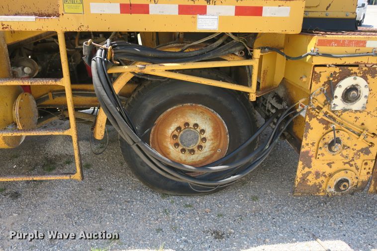 image for item DB10233 Etnyre chip spreader