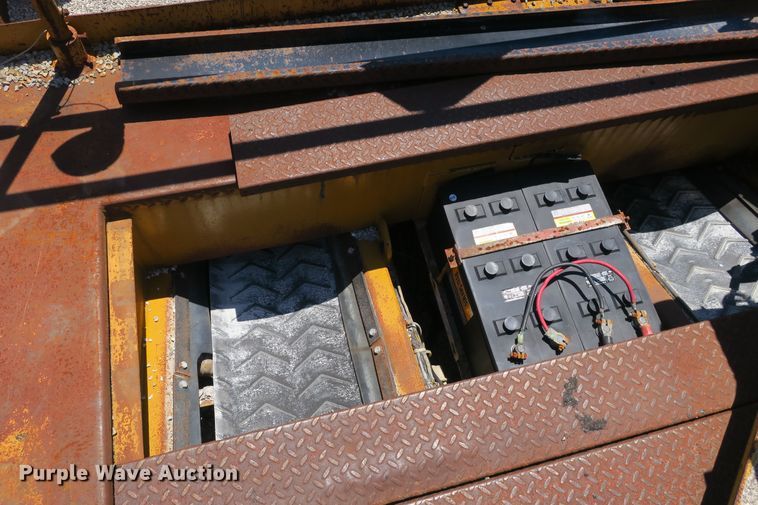 image for item DB10233 Etnyre chip spreader