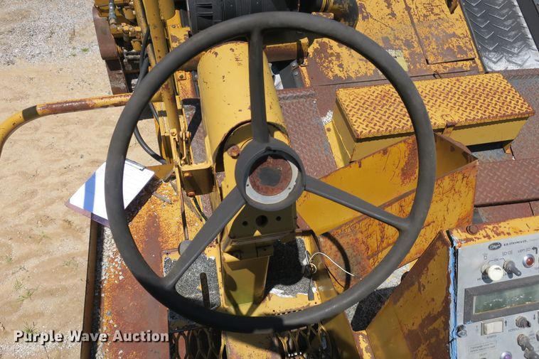 image for item DB10233 Etnyre chip spreader