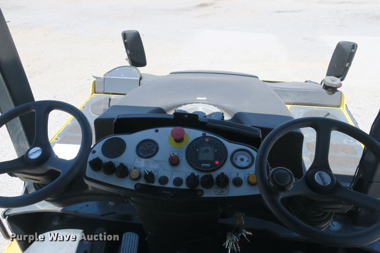 image for item DB10234 2010 Bomag BW27RH pneumatic roller