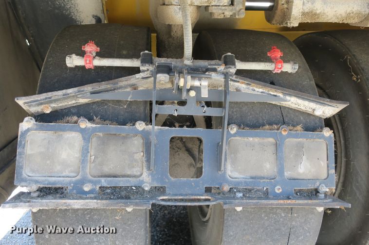 image for item DB10234 2010 Bomag BW27RH pneumatic roller