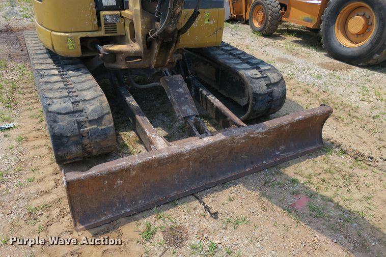 image for item DB10237 2008 Caterpillar 304C CR mini excavator