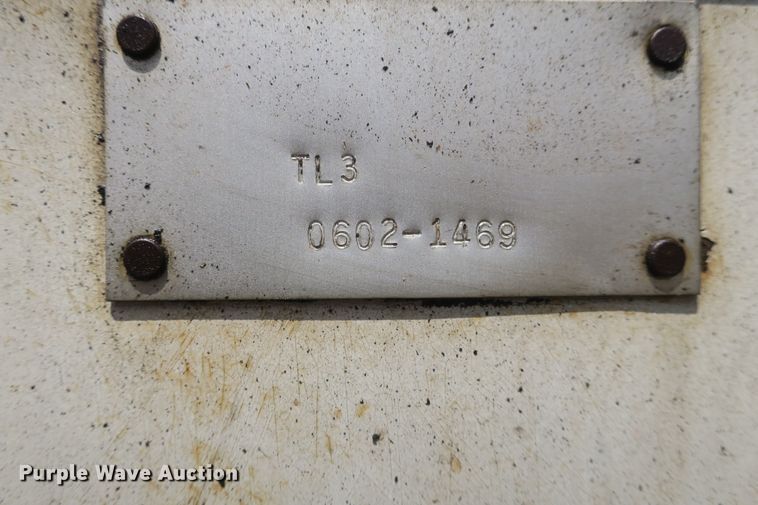 image for item DB10240 2003 International 4300 waste material handling truck