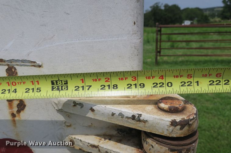 image for item DB10240 2003 International 4300 waste material handling truck