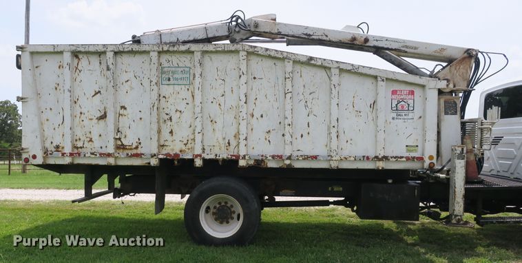 image for item DB10240 2003 International 4300 waste material handling truck