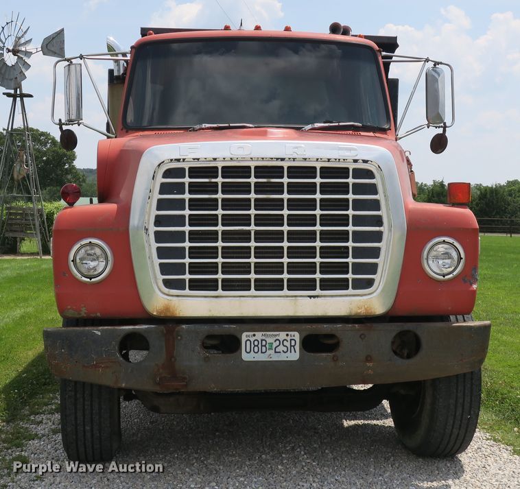 image for item DB10241 1979 Ford 9000 dump truck
