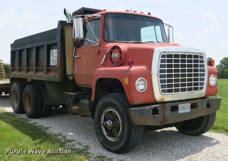 image for item DB10241 1979 Ford 9000 dump truck