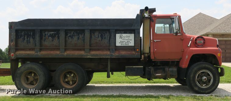 image for item DB10241 1979 Ford 9000 dump truck
