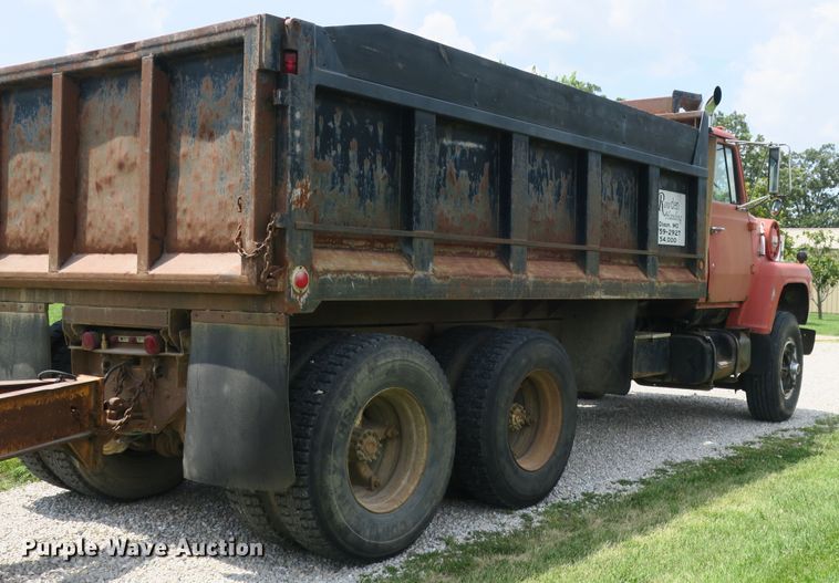 image for item DB10241 1979 Ford 9000 dump truck