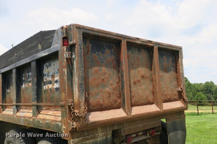 image for item DB10241 1979 Ford 9000 dump truck