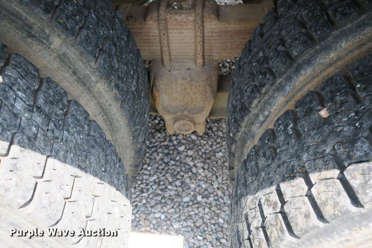 image for item DB10241 1979 Ford 9000 dump truck