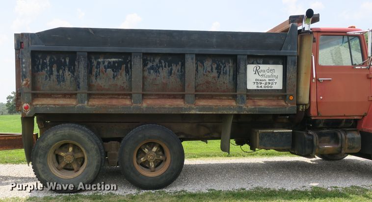 image for item DB10241 1979 Ford 9000 dump truck
