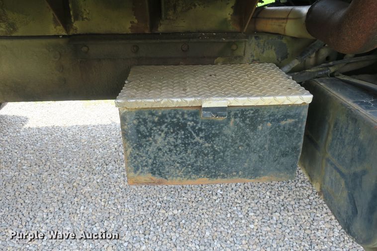 image for item DB10241 1979 Ford 9000 dump truck