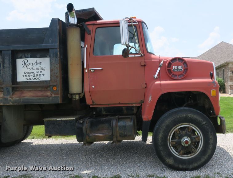 image for item DB10241 1979 Ford 9000 dump truck