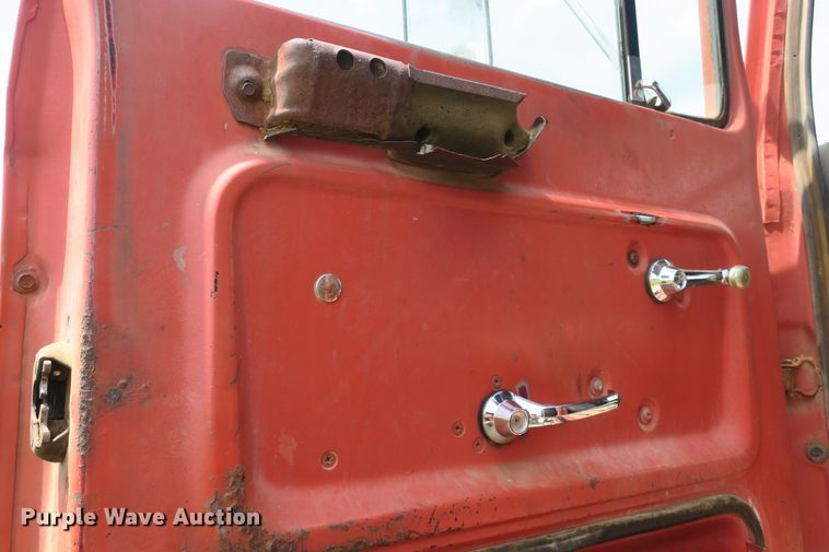 image for item DB10241 1979 Ford 9000 dump truck
