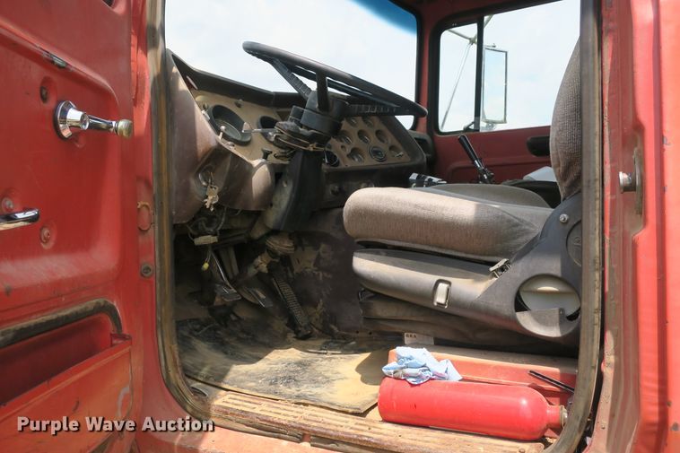 image for item DB10241 1979 Ford 9000 dump truck