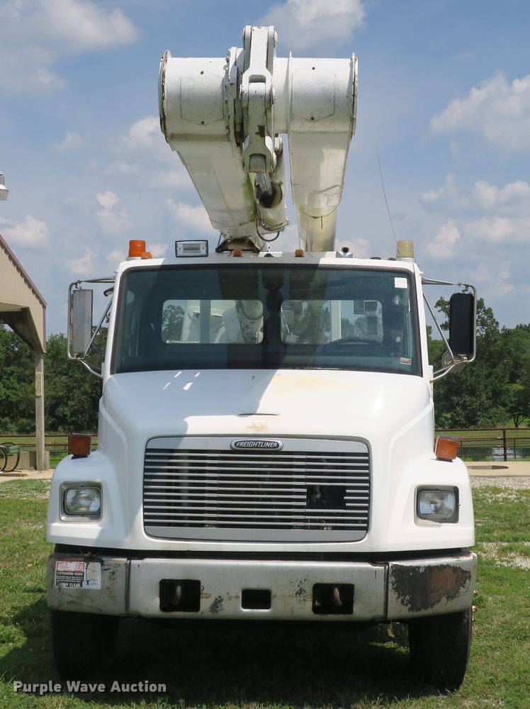 image for item DB10242 2000 Freightliner FL70 bucket truck