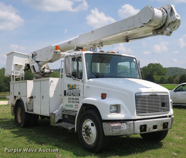 image for item DB10242 2000 Freightliner FL70 bucket truck