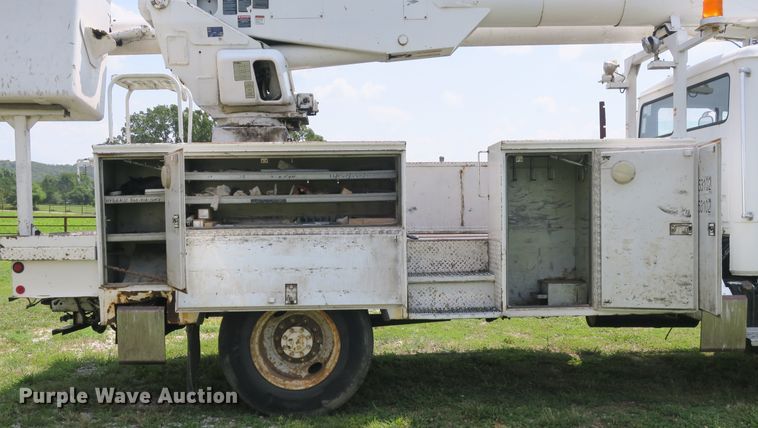 image for item DB10242 2000 Freightliner FL70 bucket truck