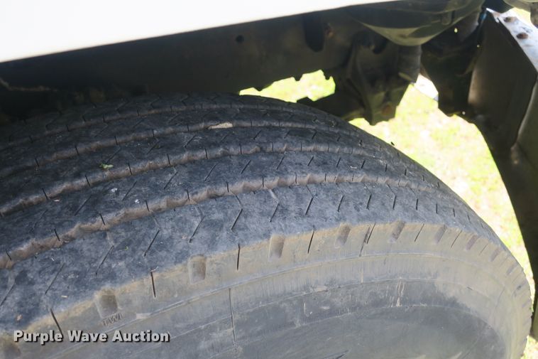 image for item DB10242 2000 Freightliner FL70 bucket truck