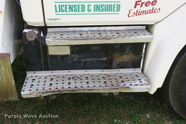 image for item DB10242 2000 Freightliner FL70 bucket truck