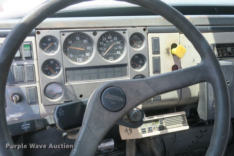 image for item DB10242 2000 Freightliner FL70 bucket truck