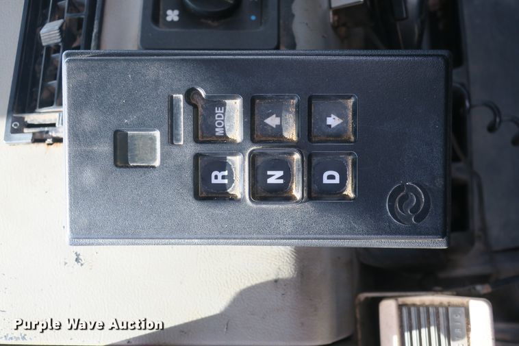 image for item DB10242 2000 Freightliner FL70 bucket truck