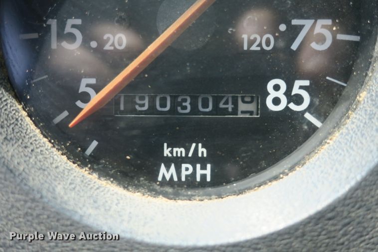 image for item DB10242 2000 Freightliner FL70 bucket truck