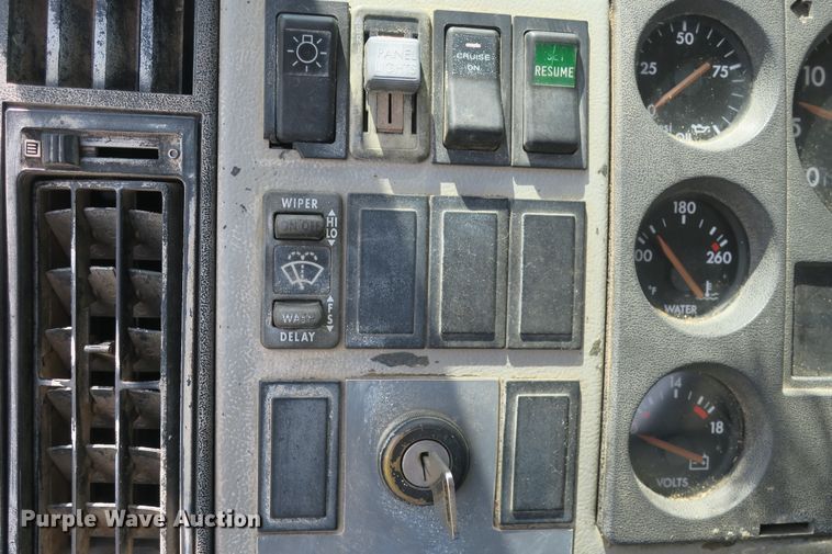 image for item DB10242 2000 Freightliner FL70 bucket truck