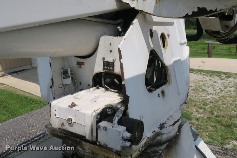 image for item DB10242 2000 Freightliner FL70 bucket truck