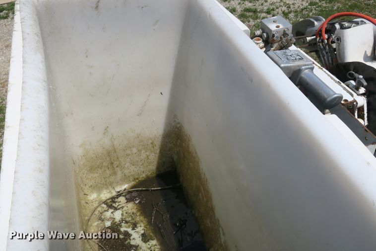 image for item DB10242 2000 Freightliner FL70 bucket truck