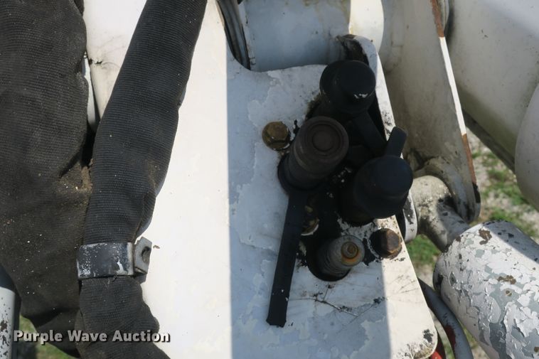 image for item DB10242 2000 Freightliner FL70 bucket truck