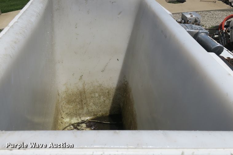 image for item DB10242 2000 Freightliner FL70 bucket truck