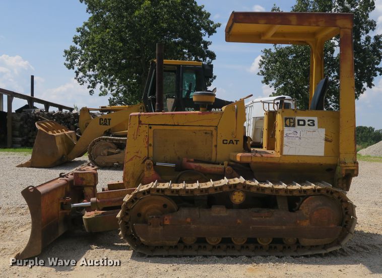 image for item DB10244 1976 Caterpillar D3 dozer