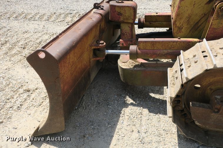 image for item DB10244 1976 Caterpillar D3 dozer