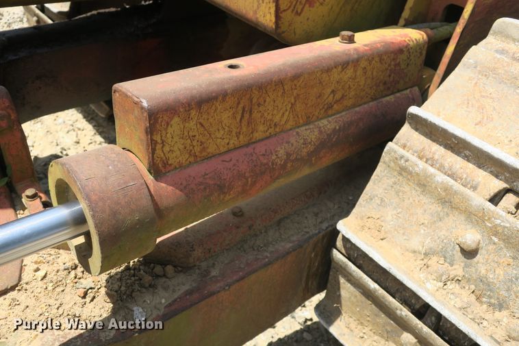 image for item DB10244 1976 Caterpillar D3 dozer