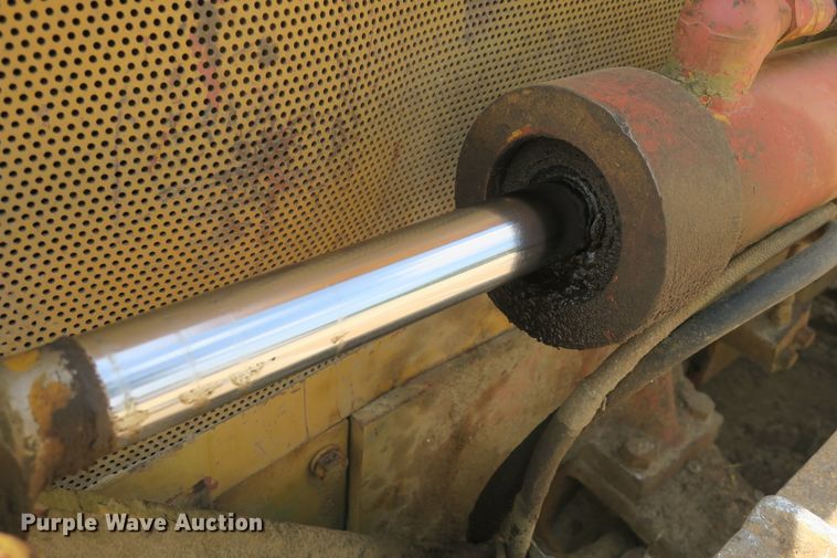 image for item DB10244 1976 Caterpillar D3 dozer