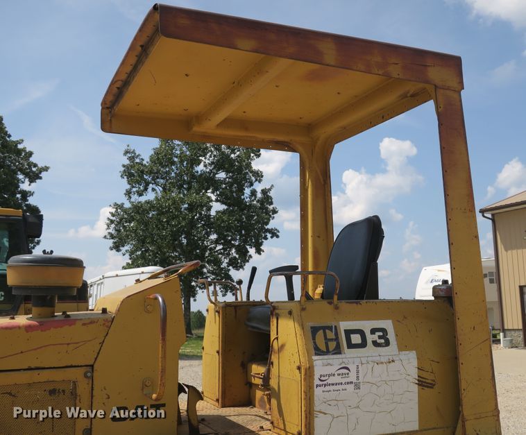 image for item DB10244 1976 Caterpillar D3 dozer