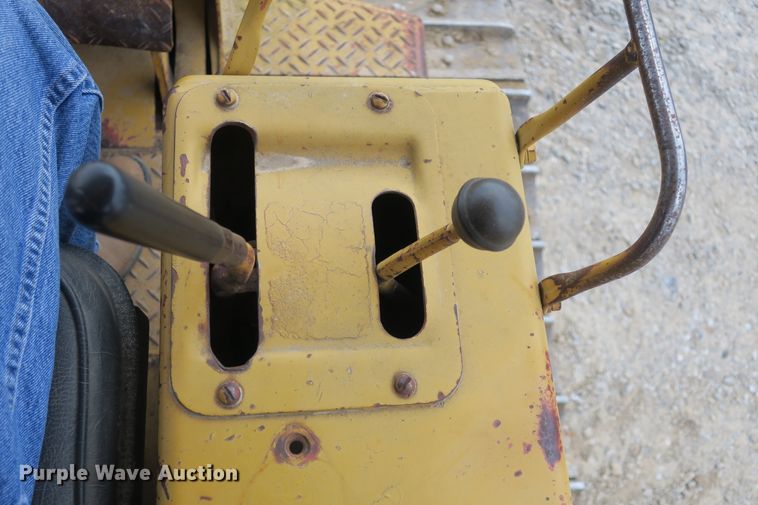 image for item DB10244 1976 Caterpillar D3 dozer