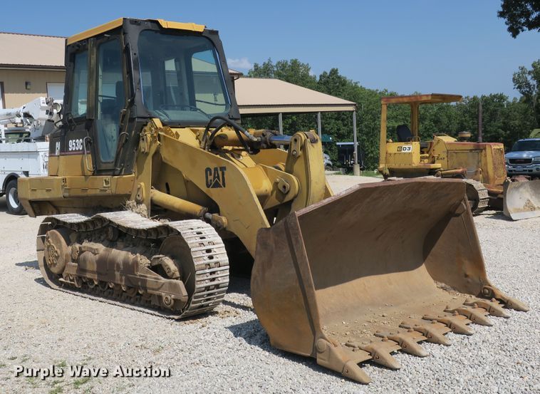 image for item DB10245 1999 Caterpillar 953C track loader