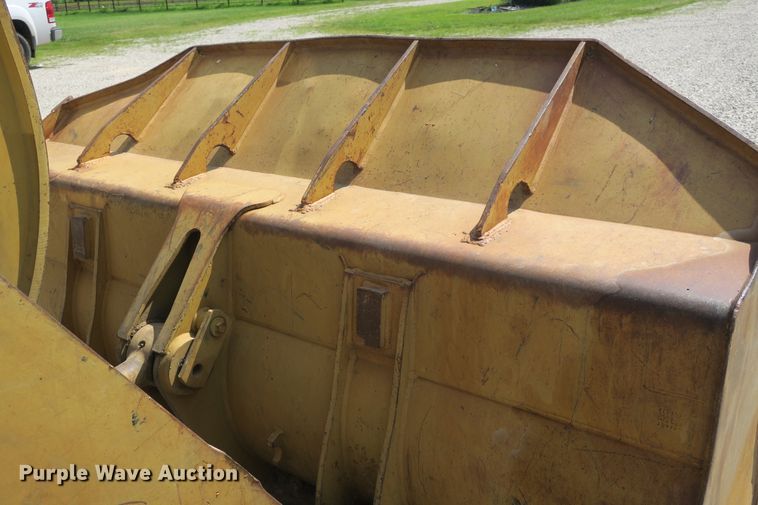 image for item DB10245 1999 Caterpillar 953C track loader