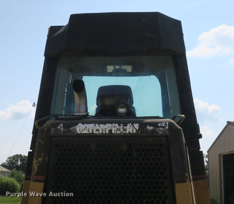 image for item DB10245 1999 Caterpillar 953C track loader