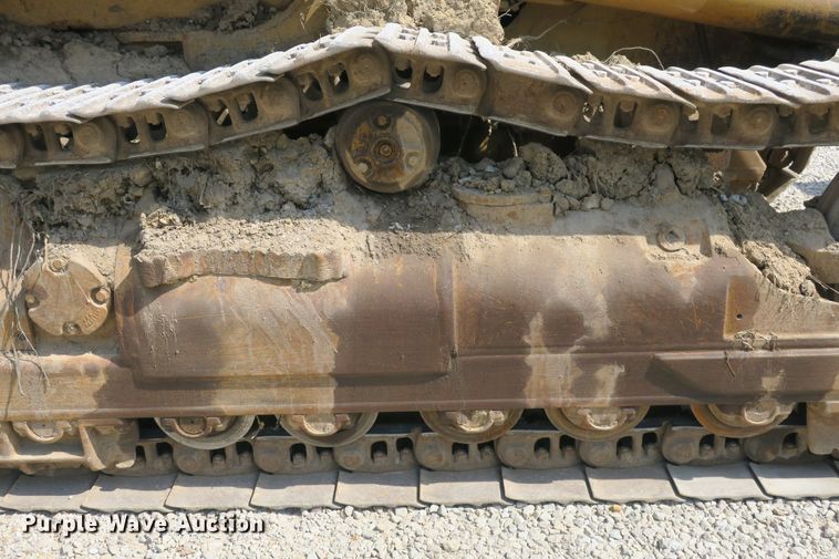 image for item DB10245 1999 Caterpillar 953C track loader