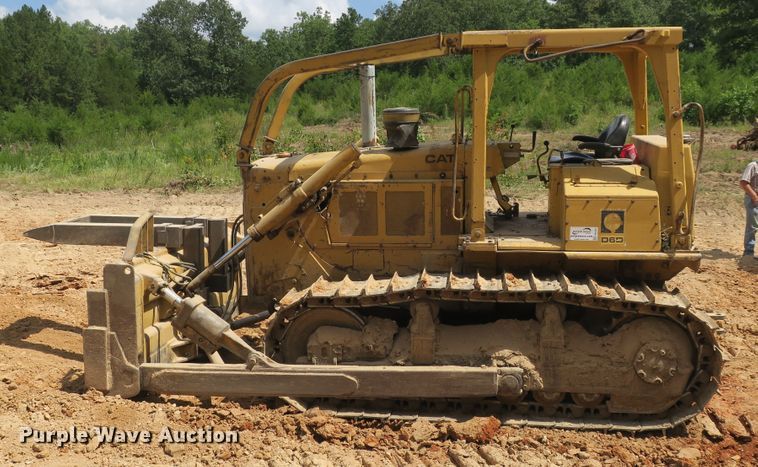 image for item DB10247 1985 Caterpillar D6D dozer