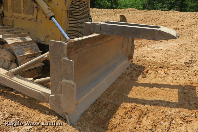 image for item DB10247 1985 Caterpillar D6D dozer