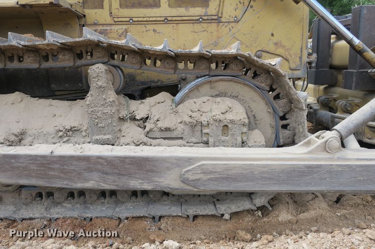 image for item DB10247 1985 Caterpillar D6D dozer