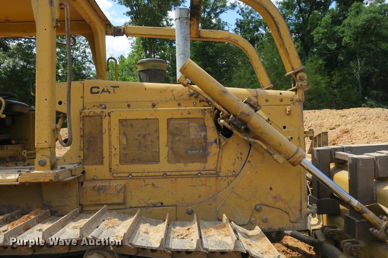 image for item DB10247 1985 Caterpillar D6D dozer