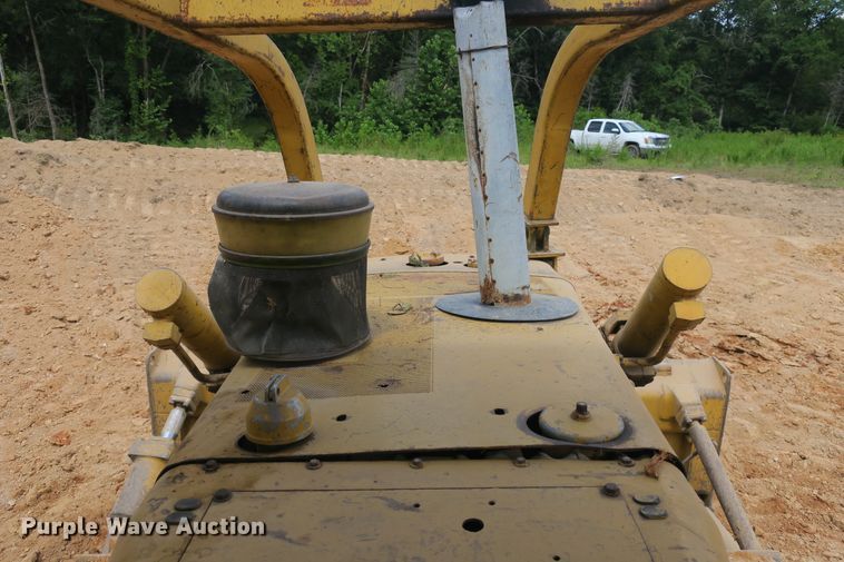 image for item DB10247 1985 Caterpillar D6D dozer