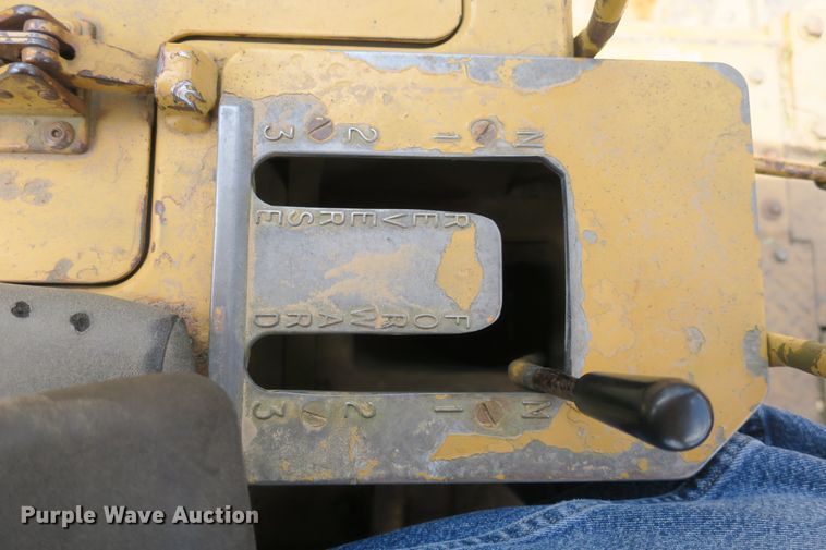 image for item DB10247 1985 Caterpillar D6D dozer