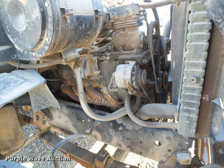 image for item DC5069 1982 Ford 8000 dump truck